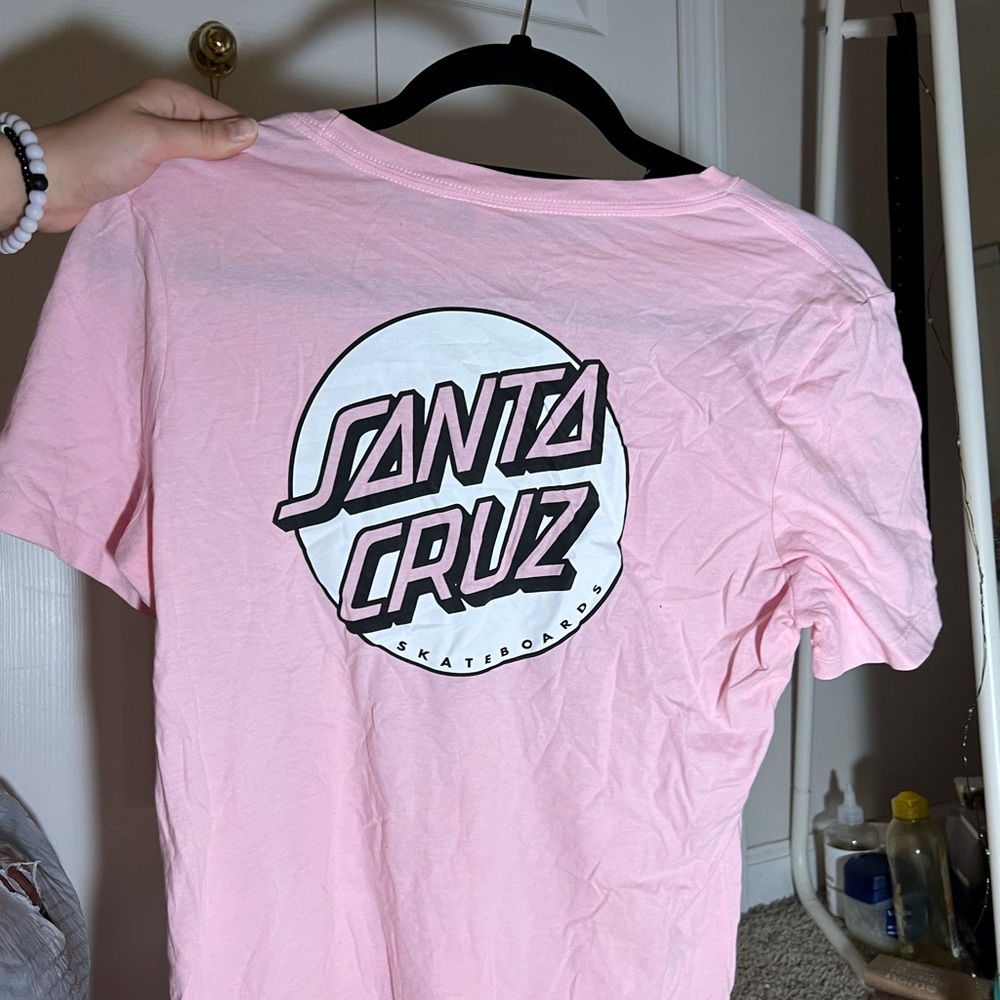 pink santa cruz shirt!